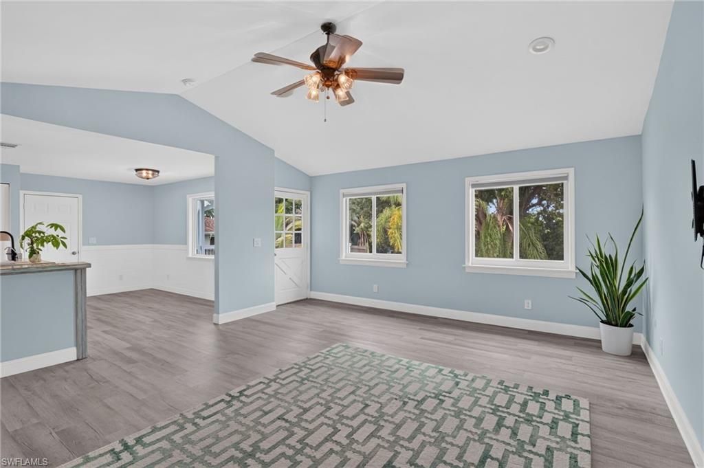 20520 Pine Tree Ln, Estero, FL 33928 Photo