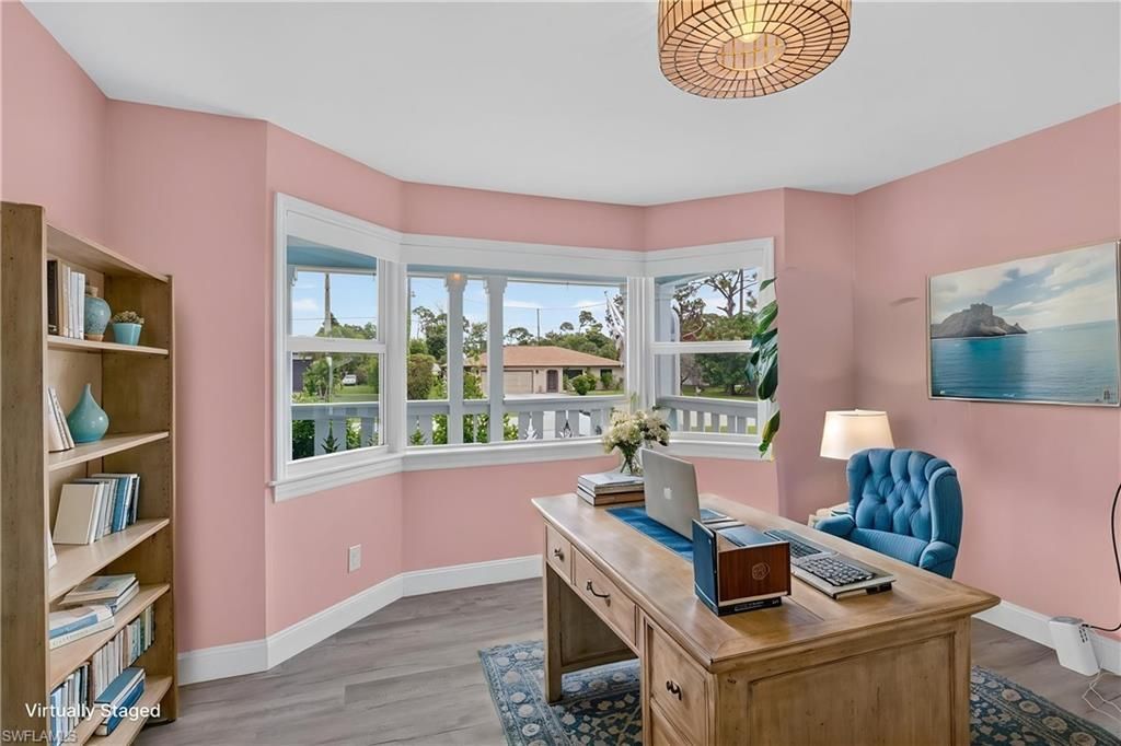 20520 Pine Tree Ln, Estero, FL 33928 Photo