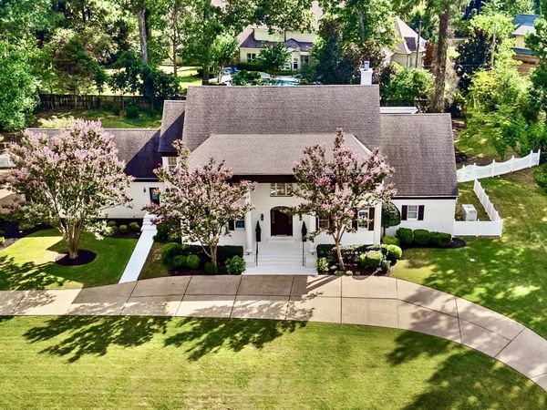 5349 N CLOVER DR, Memphis, TN 38120