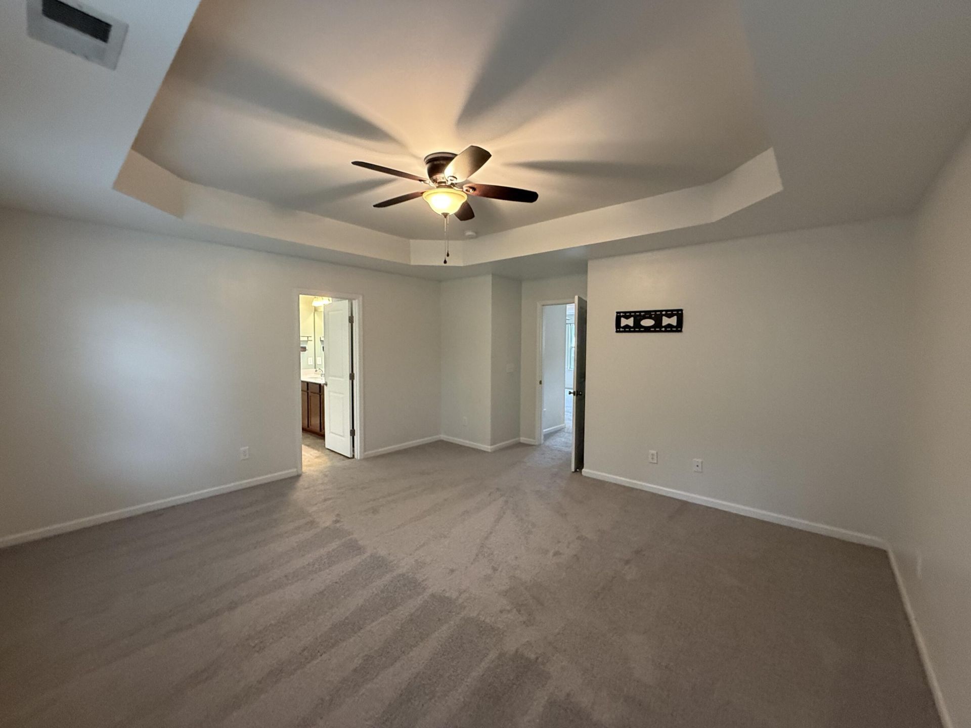 301 Freeland Way Photo 11