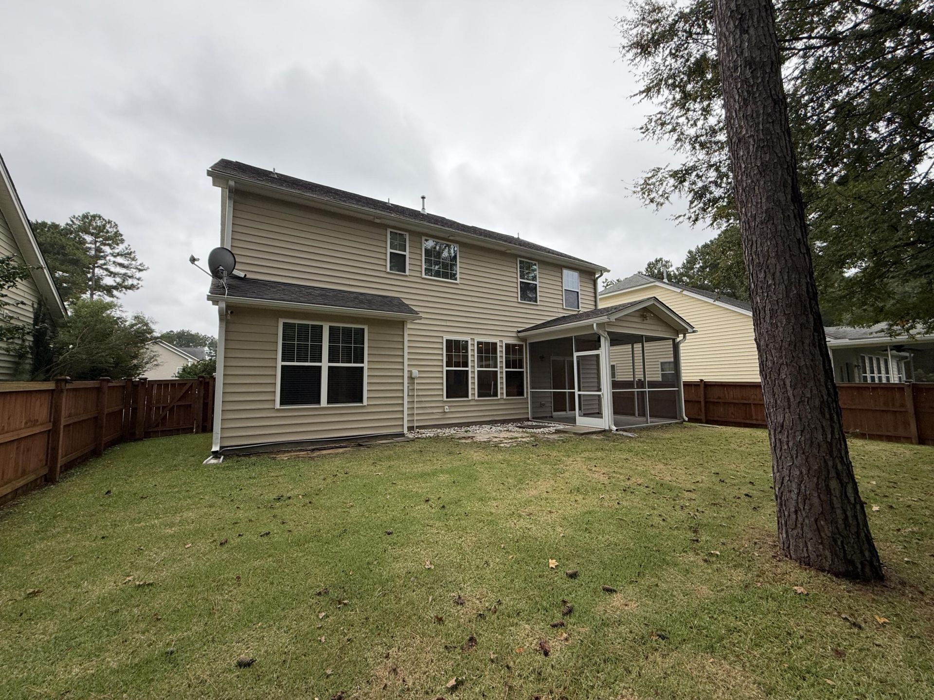 301 Freeland Way Photo 20