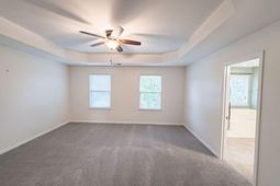 301 Freeland Way photo 4
