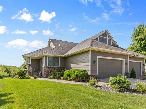 5501 Fernbrook Lane N, Plymouth, MN 55446