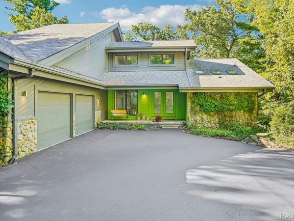 7389 Oak Forest Drive , Independence Township, Mi 48346