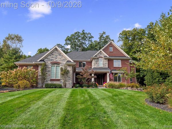 5648 Ciderberry Drive, Genoa Township, Mi 48116