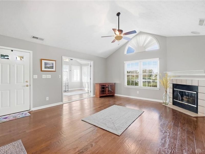 124 Villa Pointe Drive, Springboro, OH 45066 Photo 10