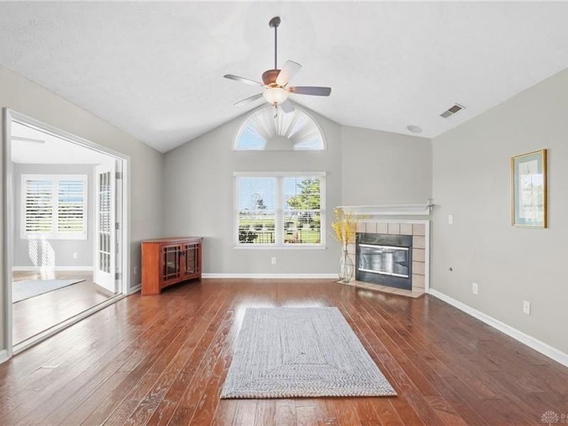 124 Villa Pointe Drive, Springboro, OH 45066 Photo 11