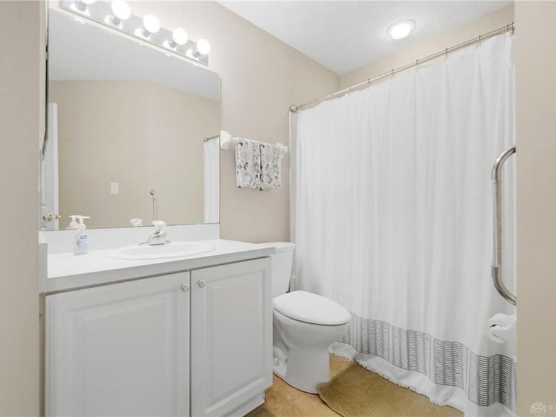 124 Villa Pointe Drive, Springboro, OH 45066 Photo 39