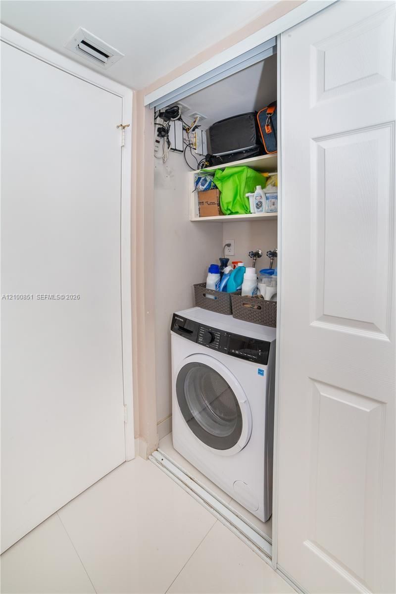19195 NE 36th Ct , Unit 802, Aventura, FL 33180 Photo