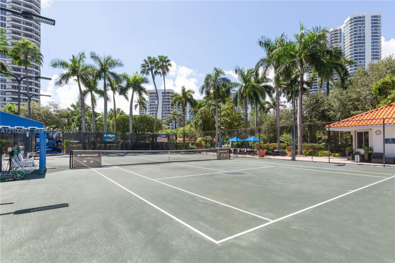19195 NE 36th Ct , Unit 802, Aventura, FL 33180 Photo