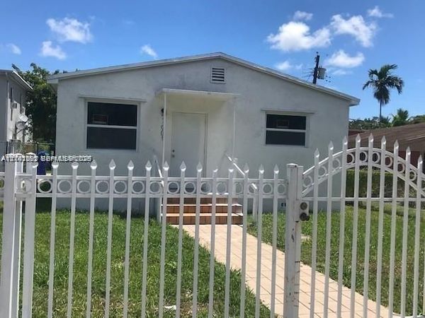 7001 NW 4th Ct , Unit FRONT, Miami, FL 33150