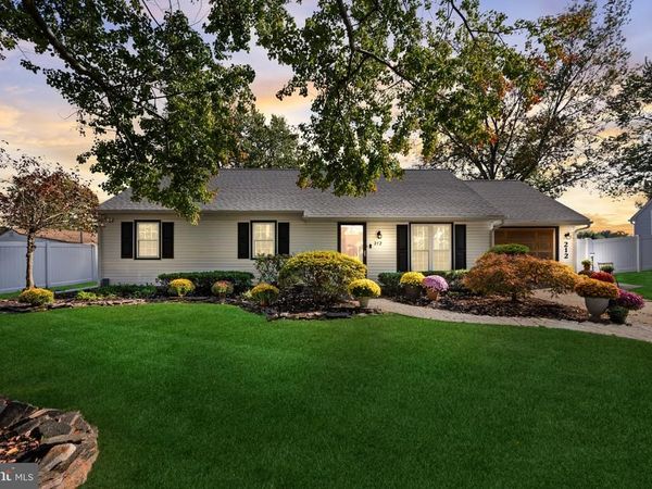 212 SOUTHVIEW DRIVE, DELRAN, NJ 08075