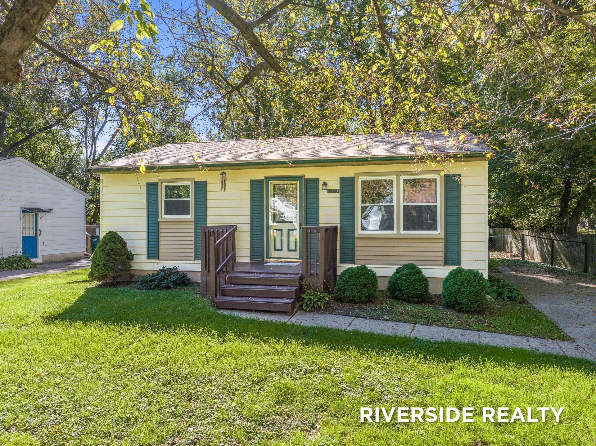 2321 Webster Street, Lansing, MI 48911 Main Photo