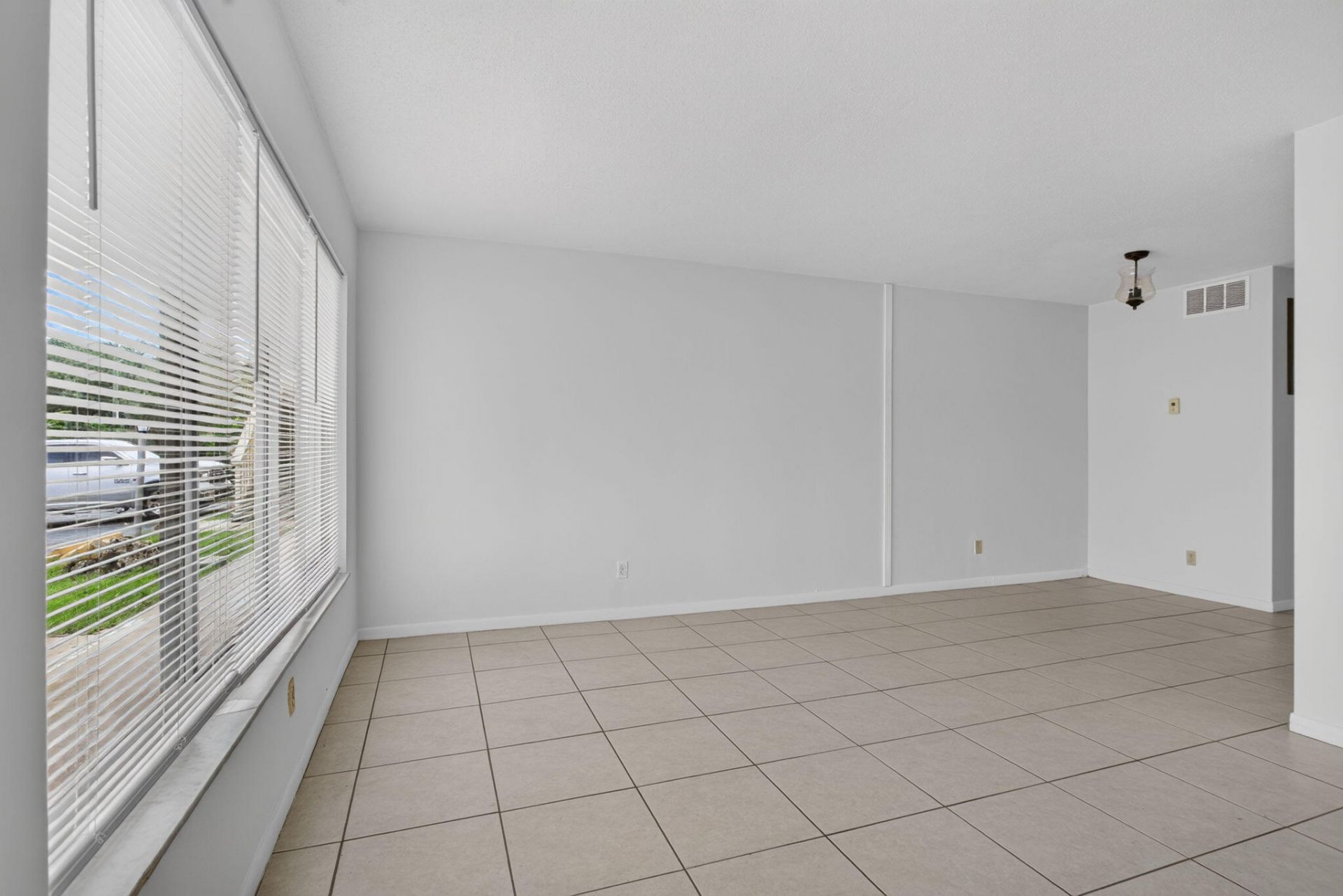 2160 NE 42nd Court, Unit 1, Lighthouse Point, FL 33064 Photo
