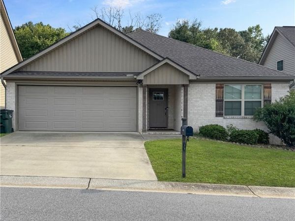 5425 University Gardens Drive, Cottondale, AL 35453