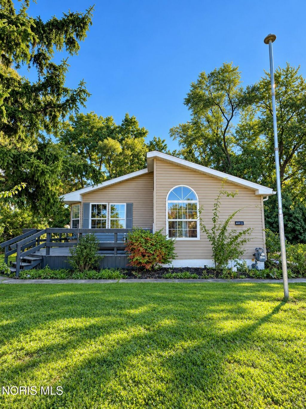 6139 Dorr Street, Toledo, OH 43615 Main Photo