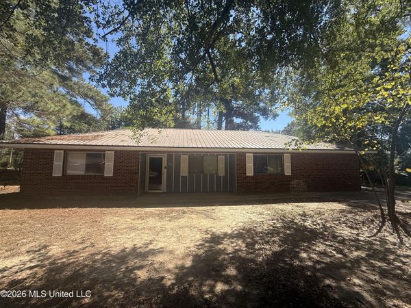 2904 Marwood Drive, Jackson, MS 39212