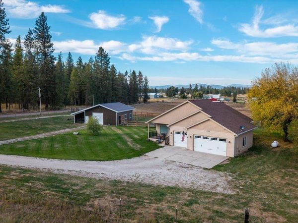 30520 N Cleveland Rd, Deer Park, WA 99006