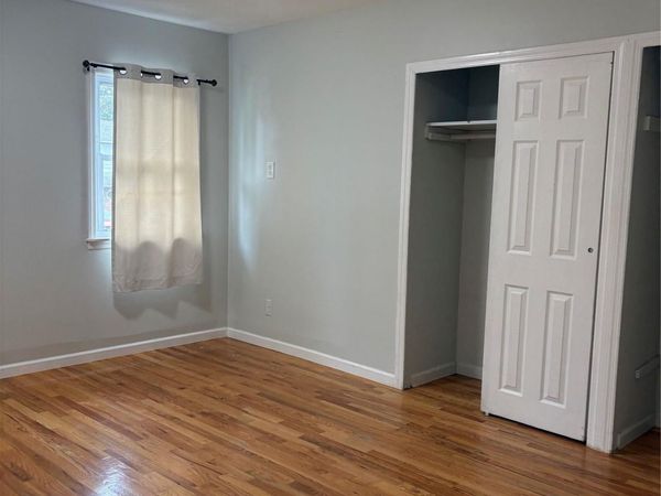 290 Leaf Avenue , Central Islip, NY 11722
