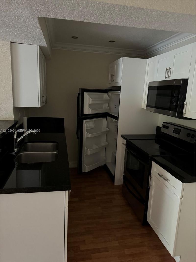 15600 SW 106th Ln , Unit 1006, Miami, FL 33196 Photo