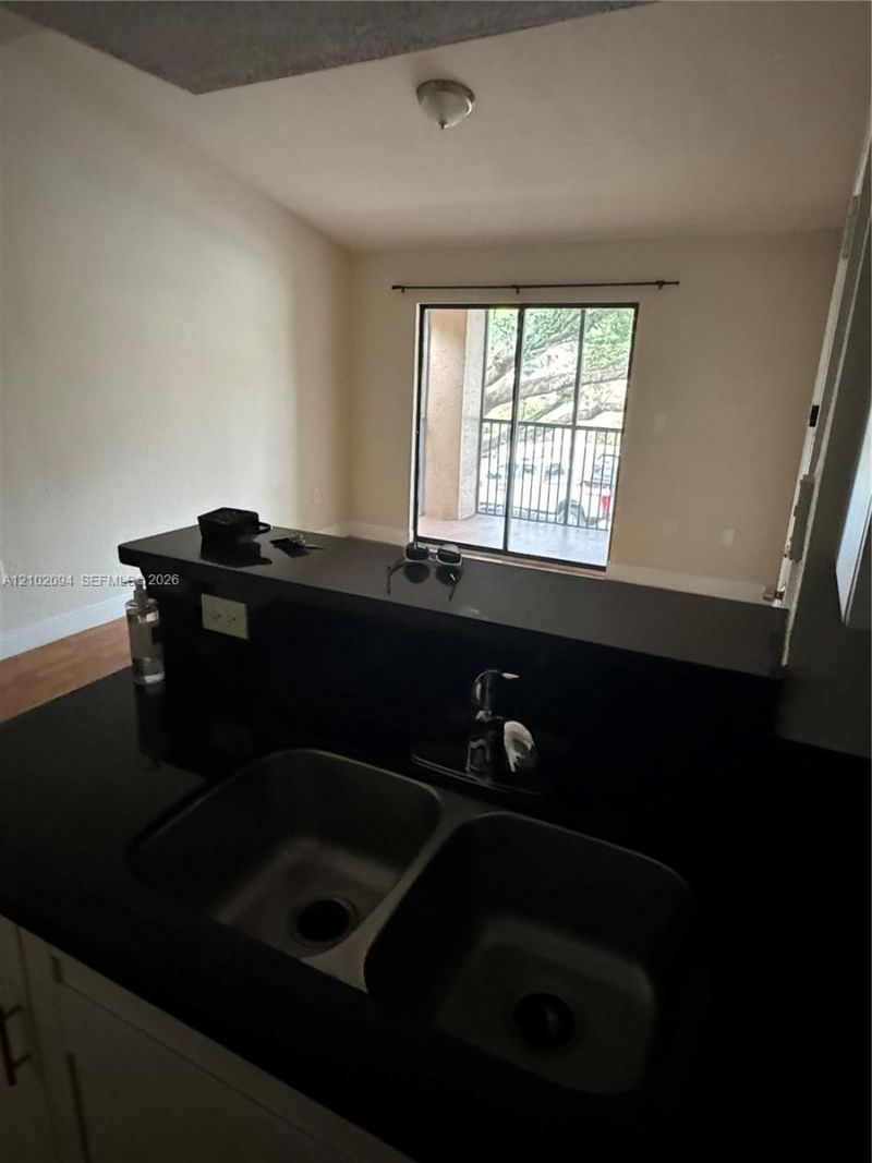 15600 SW 106th Ln , Unit 1006, Miami, FL 33196 Photo
