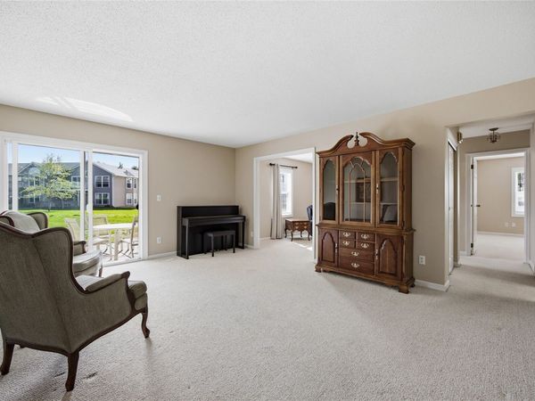 3813 Summerfield Ln NE, Unit A, Cedar Rapids, IA 52402