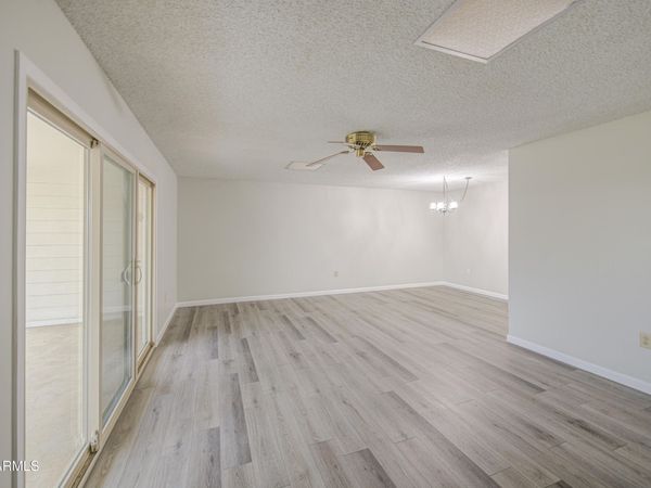 9915 W NEWPORT Drive, Sun City, AZ 85351