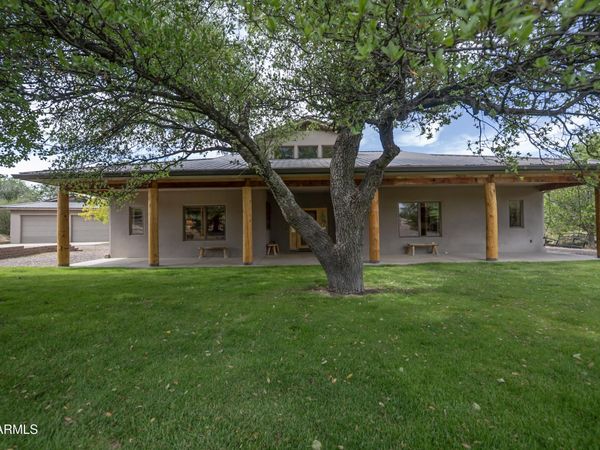 770 S Grisby Road, Skull Valley, AZ 86338