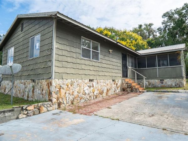 311 S THOMPSON AVENUE , DELAND, FL 32720