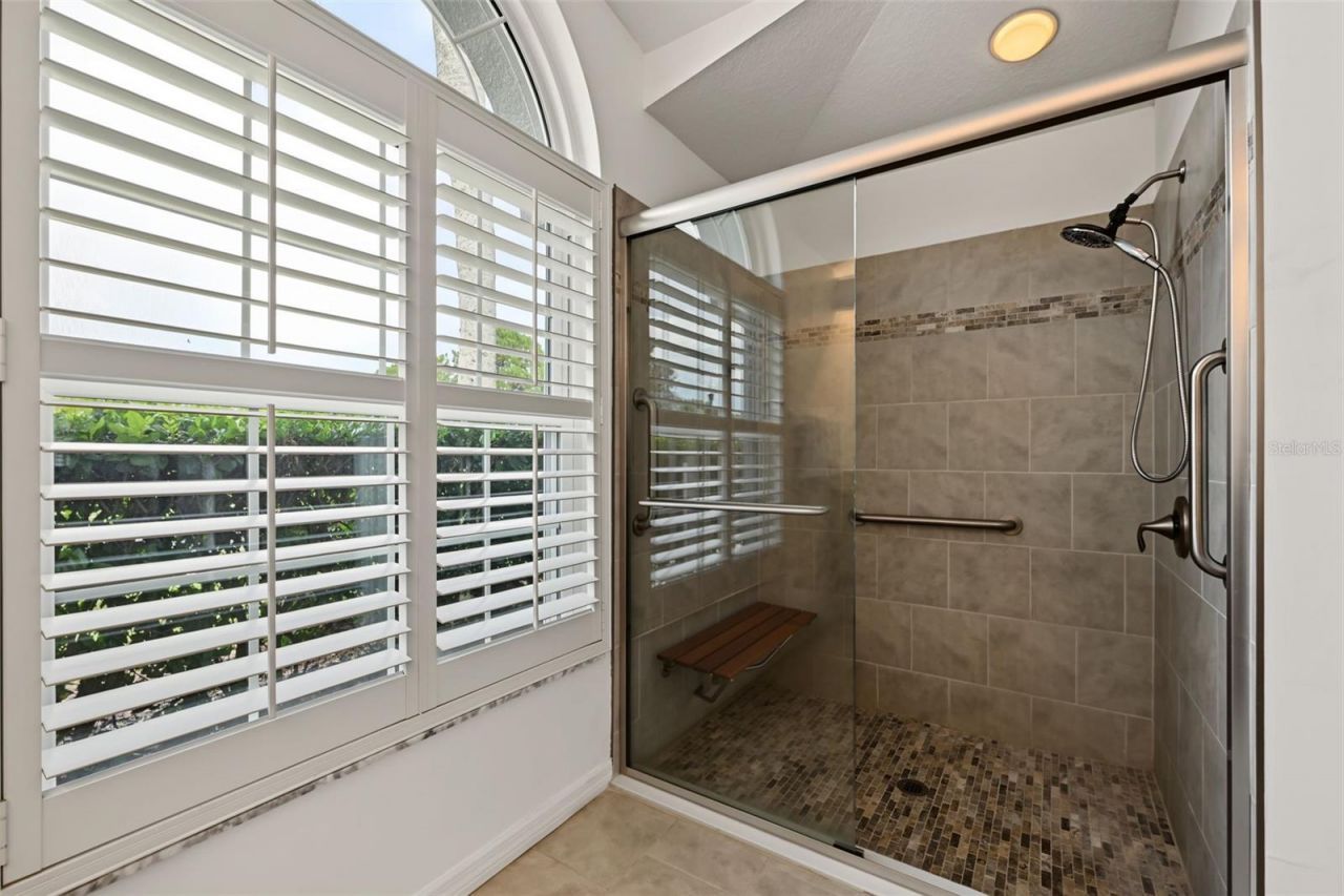 1028 Hagen Drive , New Port Richey, FL 34655 Photo