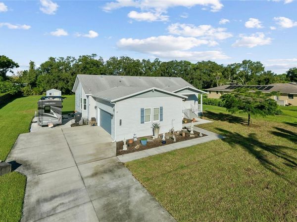 2710 61ST STREET E, BRADENTON, FL 34208