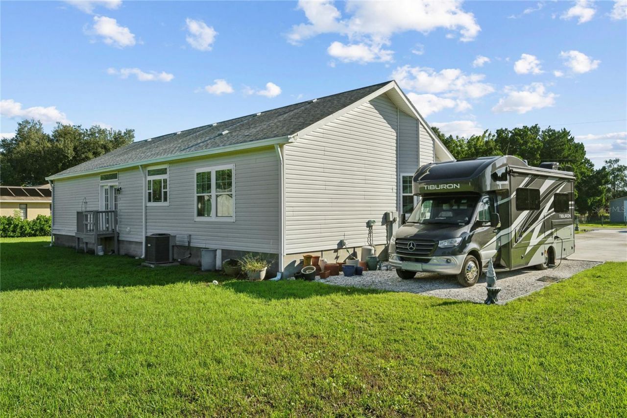 2710 61st Street E, Bradenton, FL 34208 Photo