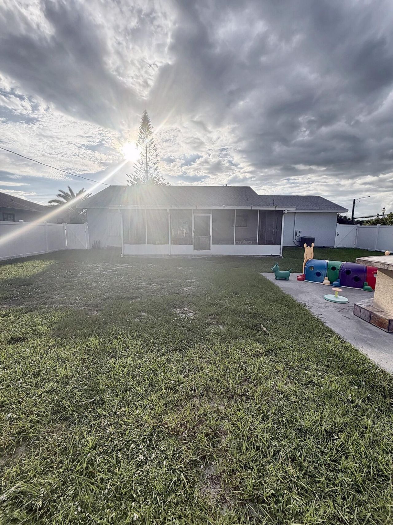 1521 SE Airoso Boulevard, Port Saint Lucie, FL 34983 Photo