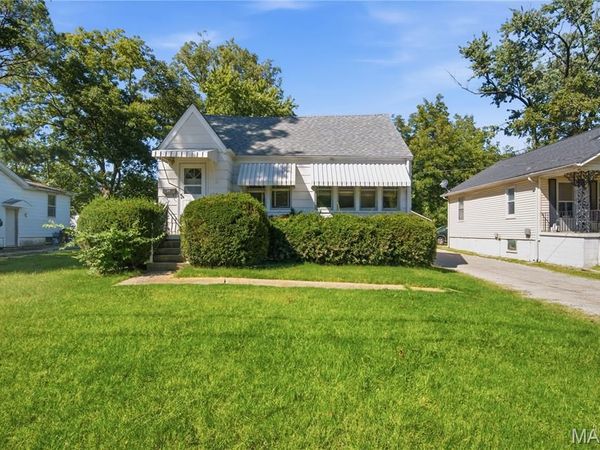 2307 E Main Street , Belleville, IL 62221