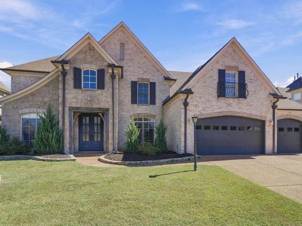 150 WHISPERING RIDGE DR, Oakland, TN 38060