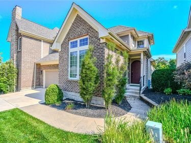 238 Pointe Oakwood Way, Oakwood, OH 45409