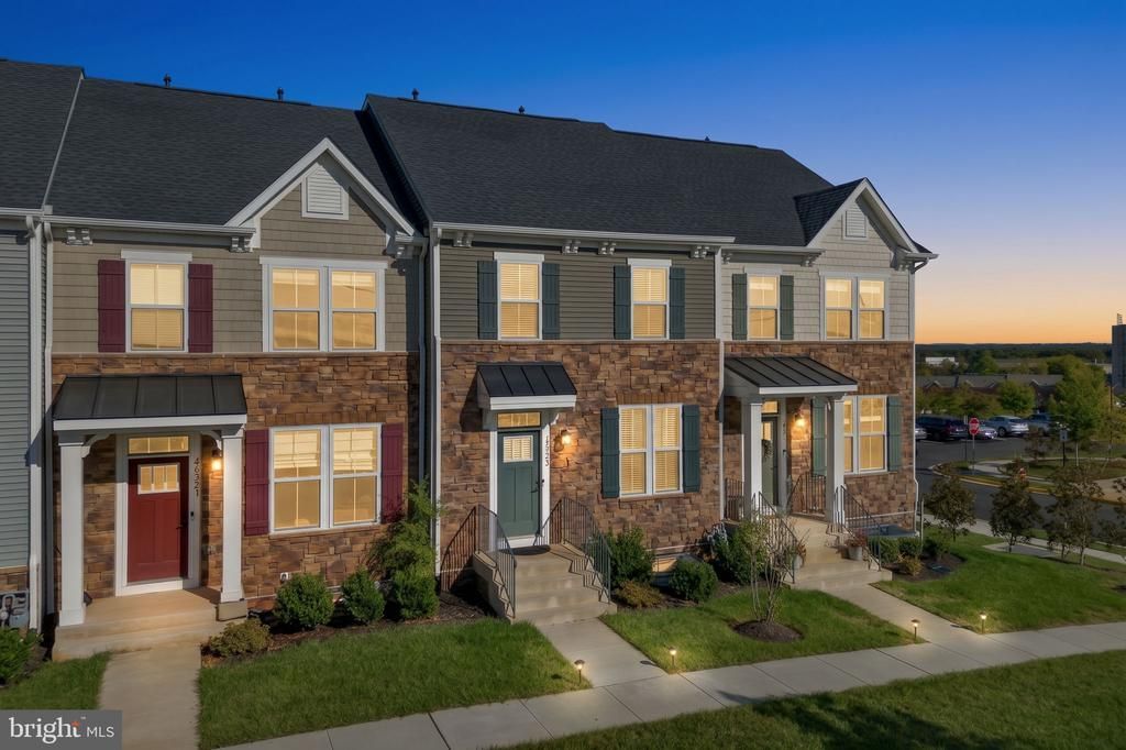46359 Mount Kellogg Terrace, Sterling, VA 20164 Main Photo