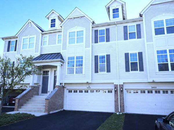 3442 Bradbury Circle , Aurora, IL 60504