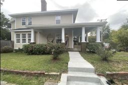 816 Oak Street photo 4