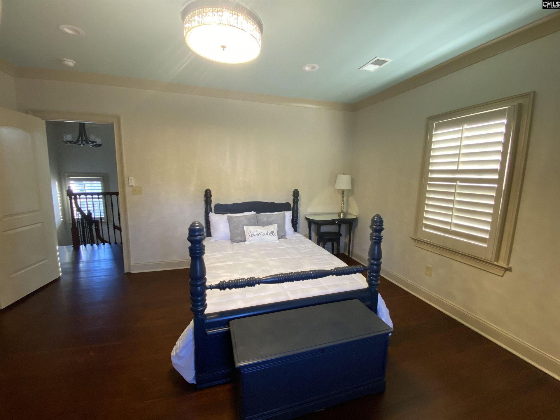 816 Oak Street Photo 26