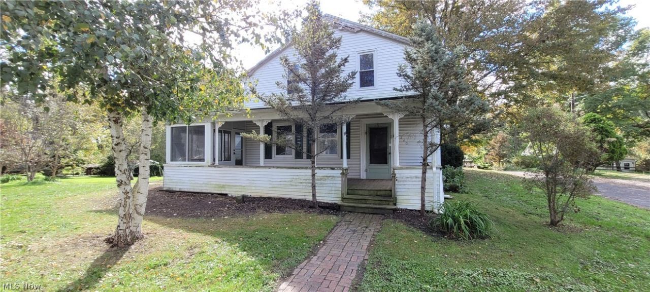 1240 Maple Avenue , Atwater, OH 44201