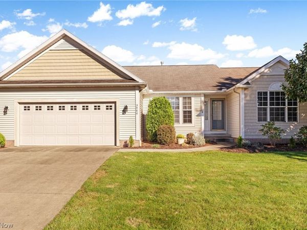3980 Arbor Creek Avenue NW, Canton, OH 44718