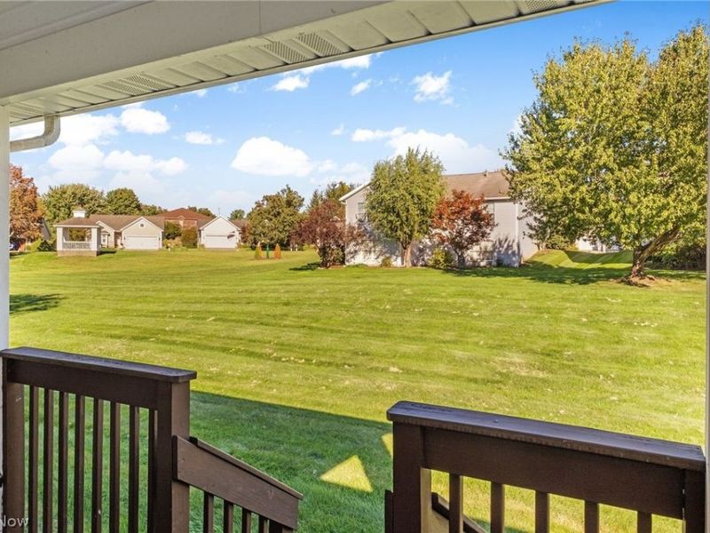 3980 Arbor Creek Avenue NW, Canton, OH 44718 Photo 10