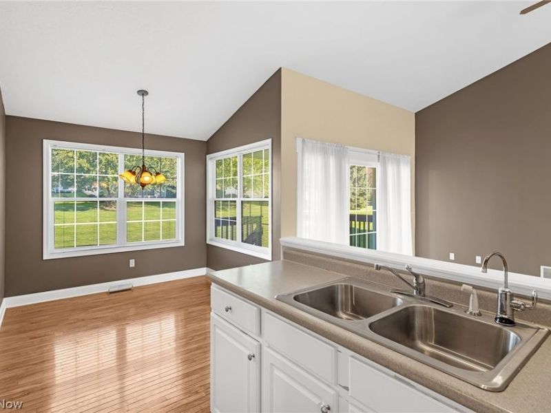 3980 Arbor Creek Avenue NW, Canton, OH 44718 Photo 16