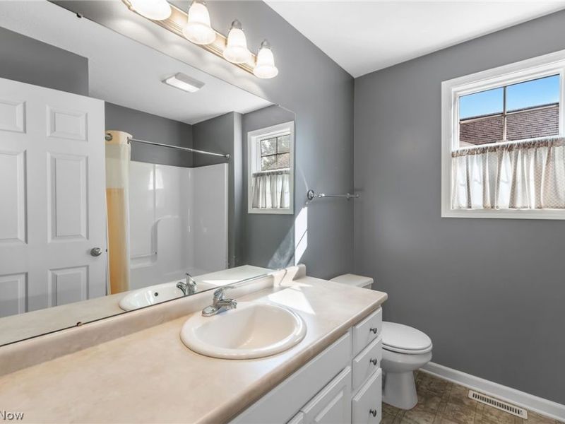 3980 Arbor Creek Avenue NW, Canton, OH 44718 Photo 23