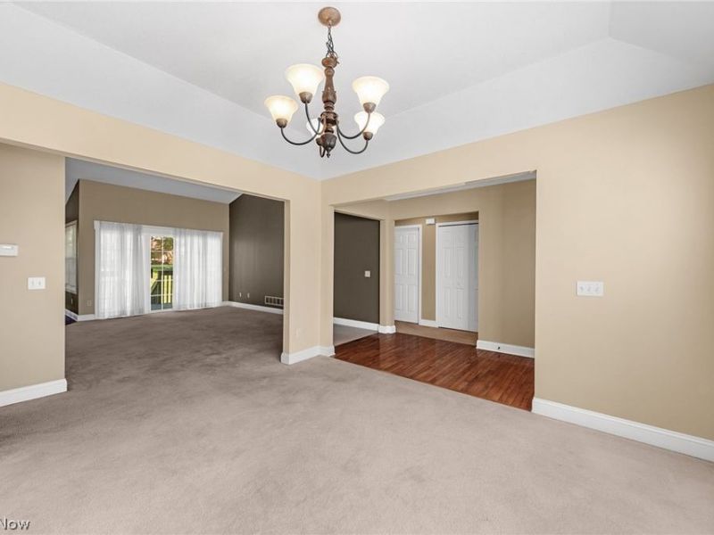 3980 Arbor Creek Avenue NW, Canton, OH 44718 Photo 5