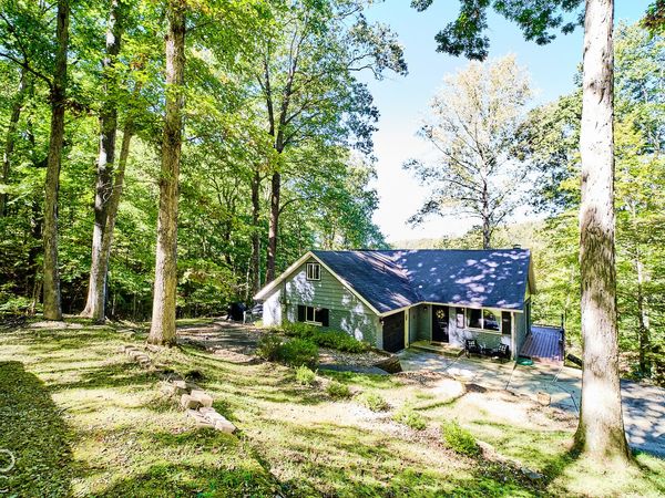 4668 E Leeward Cove , Martinsville, IN 46151