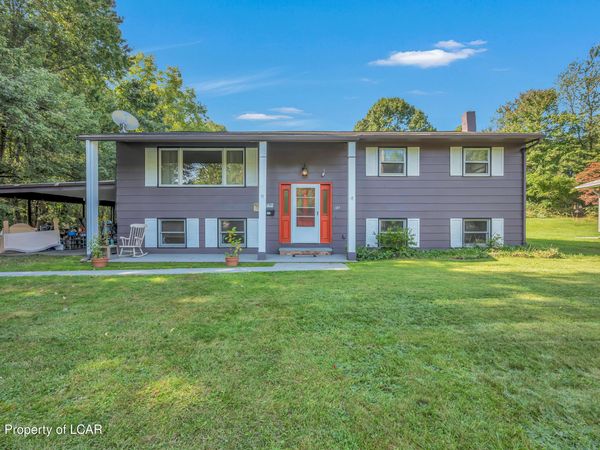 197 W Cemetery Street, Ashley, PA 18706