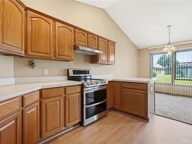 9569 Country Path Trail, Miamisburg, OH 45342 Photo 18