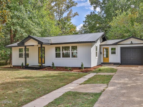158 Hawkins Ln, Huntingdon, TN 38344